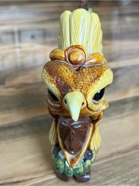 Hand-Painted Yellow Ceramic Parrot Sculpture - Decorative Home Accent
